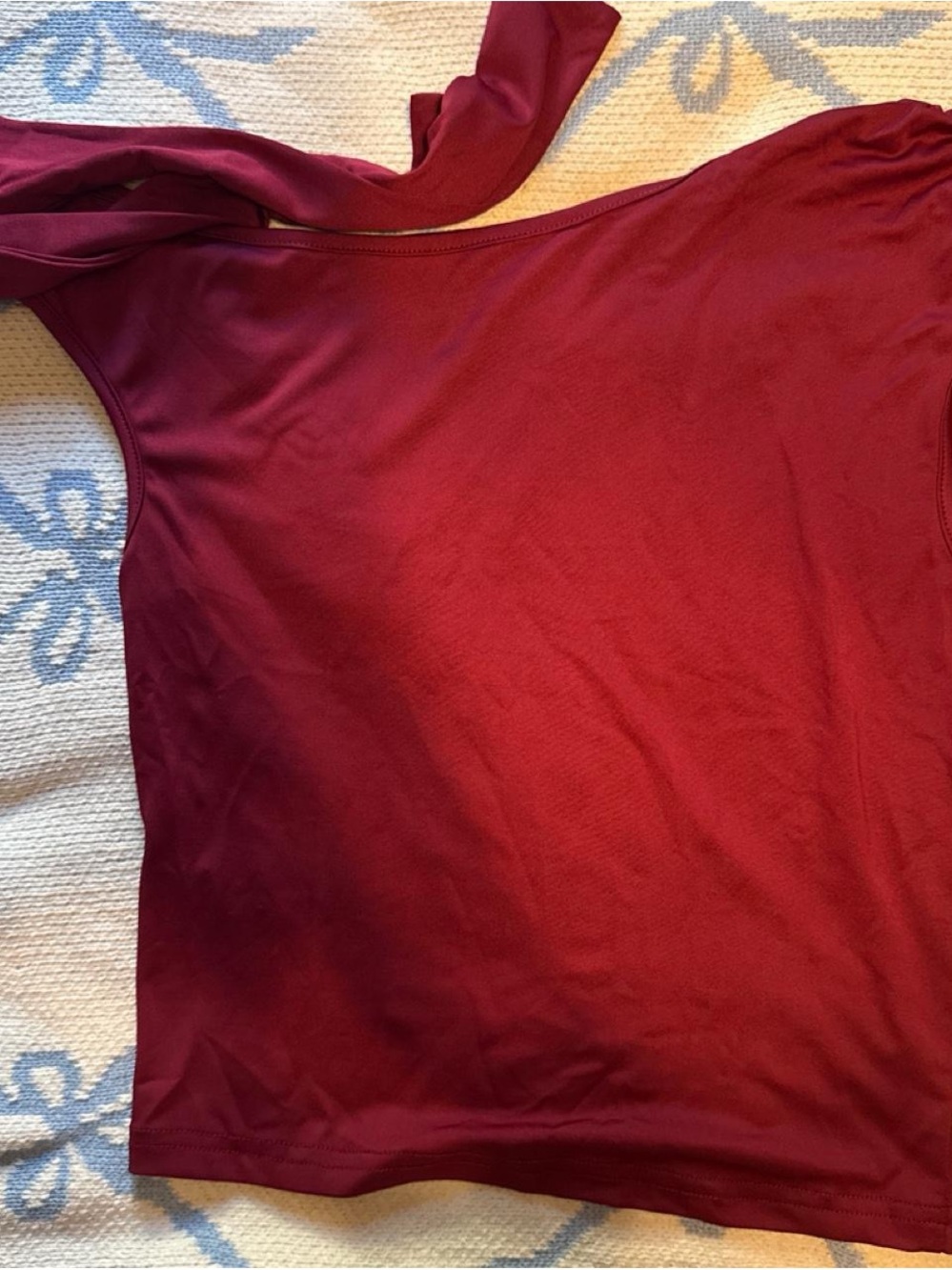SHEIN Sleeveless Capris Top & pants set in Burgundy Red